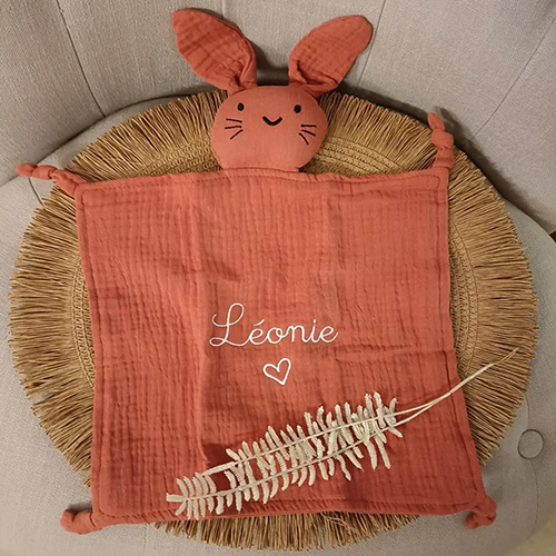 Doudou lapin personnalisé